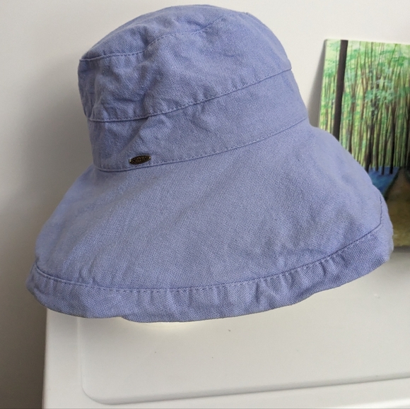 Scala hat - Picture 3 of 7